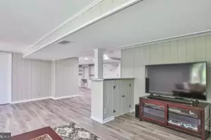 7110 Murray Ln, Annandale, VA 22003 - Photo 12