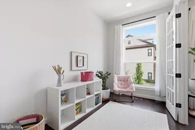 12277 Sweet Willow Lane, Fairfax, VA 22030 - Photo 14