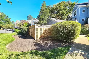 7660 Willow Point Dr, Falls Church, VA 22042 - Photo 26