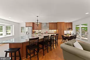 12412 Kings Lake Dr, Reston, VA 20191 - Photo 14