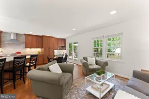 12412 Kings Lake Dr, Reston, VA 20191 - Photo 20