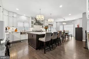 13677 Sweet Woodruff Ln, Centreville, VA 20120 - Photo 6