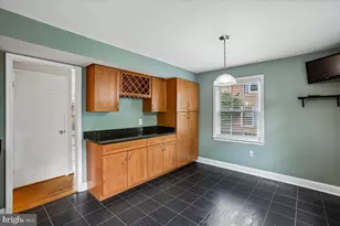 7018 Bradwood Ct, Springfield, VA 22151 - Photo 14