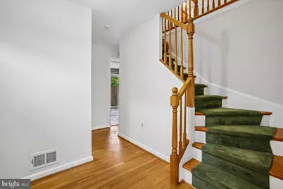 7018 Bradwood Court, Springfield, VA 22151 - Photo 4