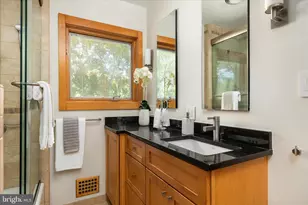 6546 Marlo Dr, Falls Church, VA 22042 - Photo 28