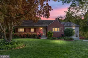 6546 Marlo Dr, Falls Church, VA 22042 - Photo 8
