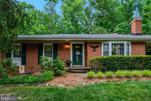 8422 Georgian Way, Annandale, VA 22003 - Photo 68