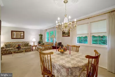 8422 Georgian Way, Annandale, VA 22003 - Photo 6