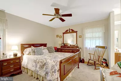 8422 Georgian Way, Annandale, VA 22003 - Photo 8