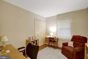 8422 Georgian Way, Annandale, VA 22003 - Photo 10