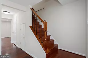 6324 Lightburn Ct, Centreville, VA 20121 - Photo 6