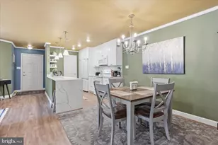 7703 Lafayette Forest Dr, Annandale, VA 22003 - Photo 12