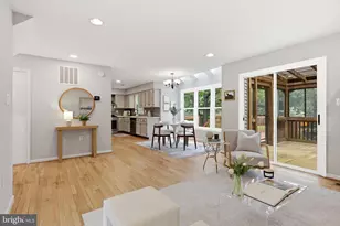 3563 Armfield Farm Dr, Chantilly, VA 20151 - Photo 2