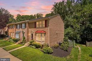 9032 Rosewall Ct, Springfield, VA 22152 - Photo 2