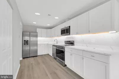 10669 Spring Oak Court, Burke, VA 22015 - Photo 12