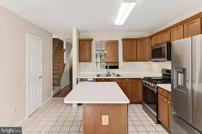 13157 Kidwell Field Road, Herndon, VA 20171 - Photo 4