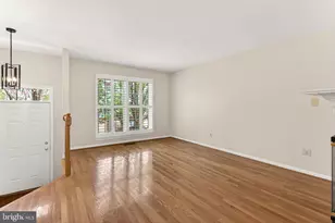 13157 Kidwell Field Rd, Herndon, VA 20171 - Photo 12