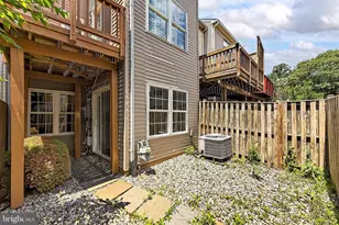 13157 Kidwell Field Rd, Herndon, VA 20171 - Photo 46