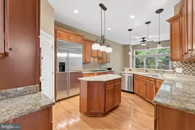 12810 Falcon Wood Place, Fairfax, VA 22033 - Photo 6