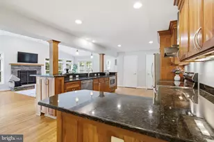 9521 Jomar Dr, Fairfax, VA 22032 - Photo 20