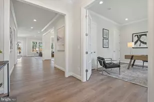 115 St Andrews Dr NE, Vienna, VA 22180 - Photo 2