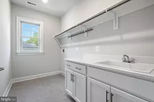 115 St Andrews Dr NE, Vienna, VA 22180 - Photo 22