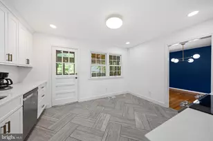 905 Carole Ct SE, Vienna, VA 22180 - Photo 8