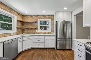 8109 Bainbridge Rd, Alexandria, VA 22308 - Photo 8
