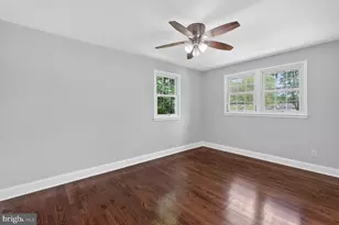 8109 Carrick Ln, Springfield, VA 22151 - Photo 8