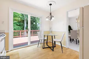 7211 Ashview Dr, Springfield, VA 22153 - Photo 8