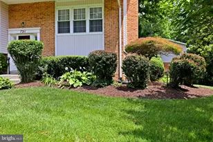7211 Ashview Dr, Springfield, VA 22153 - Photo 64