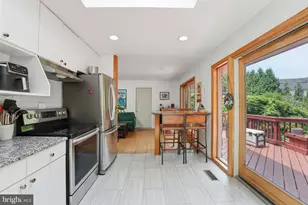 1476 Waggaman Cir, McLean, VA 22101 - Photo 4