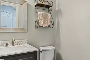6251 Rolling Spring Ct, Springfield, VA 22152 - Photo 20