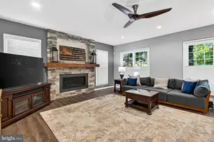 6251 Rolling Spring Ct, Springfield, VA 22152 - Photo 16