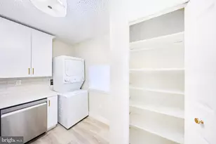 3701 S George Mason Dr, Falls Church, VA 22041 - Photo 12