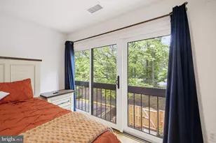 3131 Guysborough Dr, Fairfax, VA 22031 - Photo 32