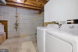 3131 Guysborough Dr, Fairfax, VA 22031 - Photo 50
