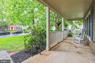 12755 Flat Meadow Ln, Herndon, VA 20171 - Photo 6
