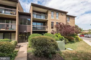 515 Florida Ave, Herndon, VA 20170 - Photo 1