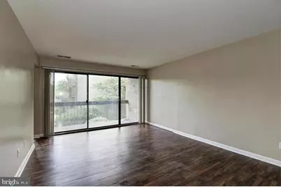 515 Florida Avenue #102, Herndon, VA 20170 - Photo 4