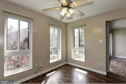 515 Florida Avenue #102, Herndon, VA 20170 - Photo 12