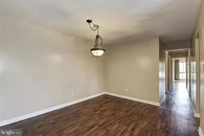 515 Florida Avenue #102, Herndon, VA 20170 - Photo 6