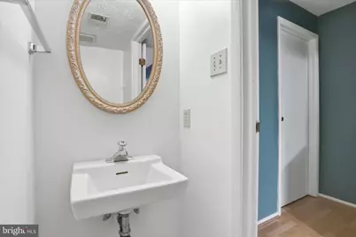1660 Harvest Green Court, Reston, VA 20194 - Photo 18