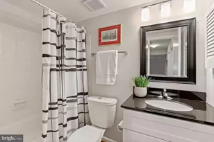 6571 Snowbell Ln, Falls Church, VA 22042 - Photo 16