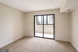 1951 Sagewood Ln, Reston, VA 20191 - Photo 6