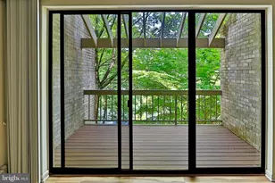 11108 Boathouse Ct, Reston, VA 20191 - Photo 4