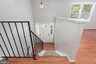 12821 Longleaf Ln, Herndon, VA 20170 - Photo 4