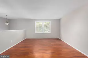 12821 Longleaf Ln, Herndon, VA 20170 - Photo 8