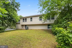 12821 Longleaf Ln, Herndon, VA 20170 - Photo 42