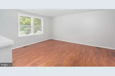 12821 Longleaf Lane, Herndon, VA 20170 - Photo 6